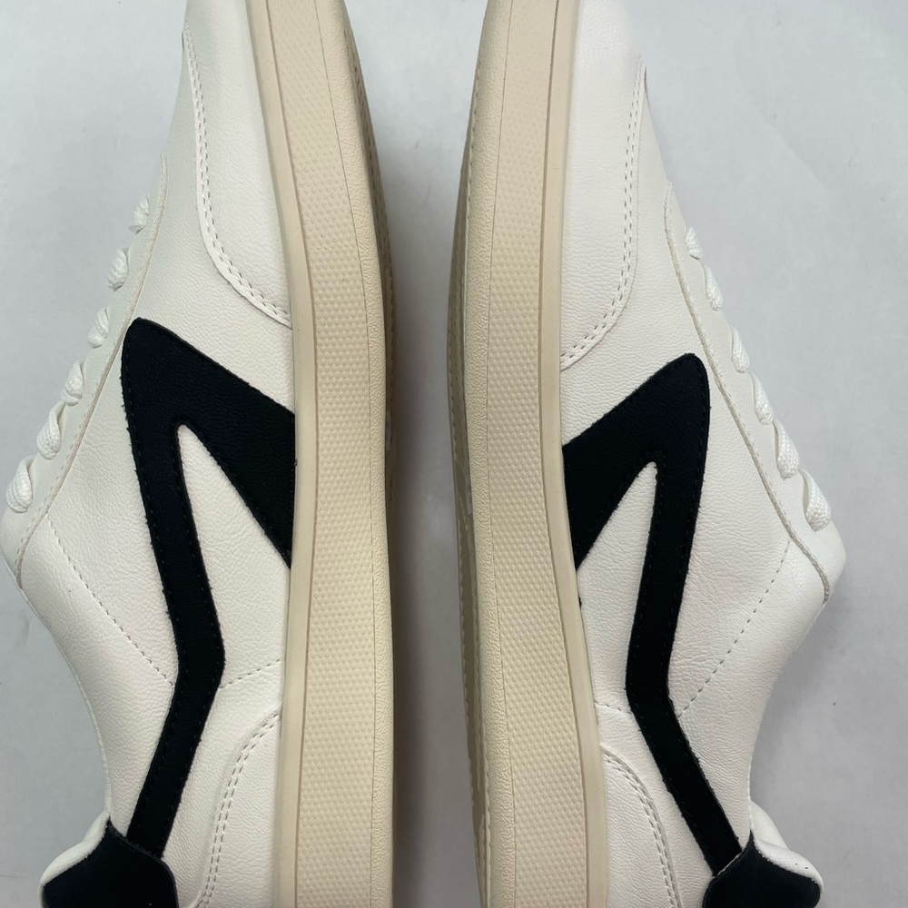 Dolce Vita Women's Voyage Low Line Lace-Up Sneakers White / Black Size 9 NEW - Picture 7 of 9